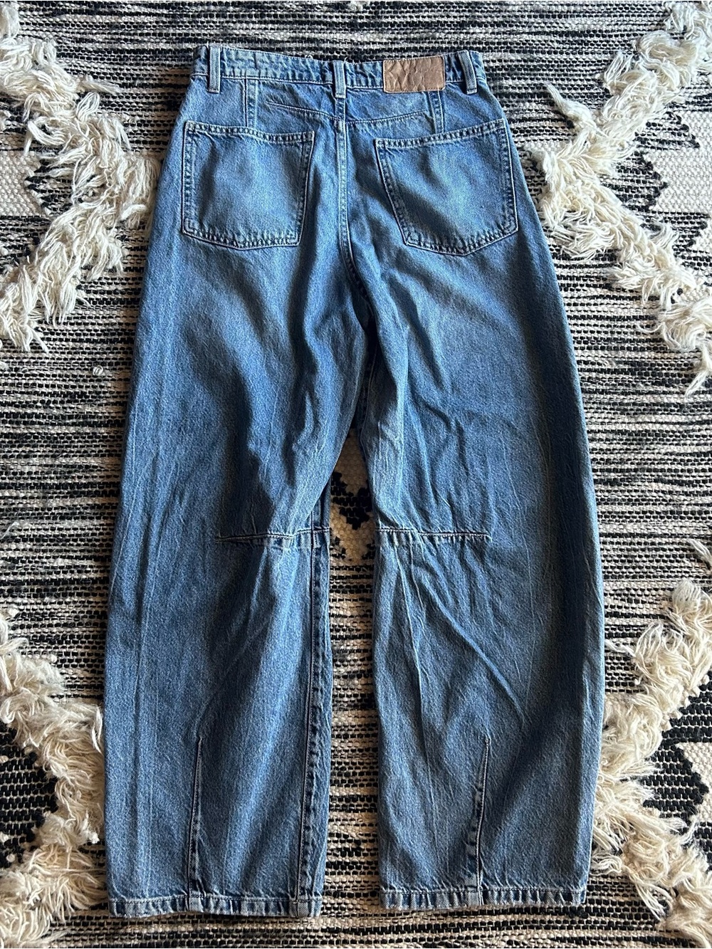Cotton On Barrel Leg Jeans - Picture 7 of 8